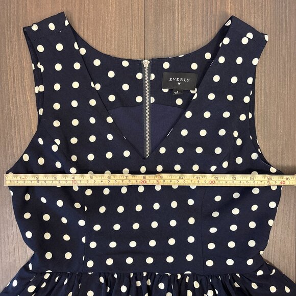 Everly Dress Women's Small Navy White Polka Dot Fit-and-Flare V-Neck Pockets - Picture 11 of 14
